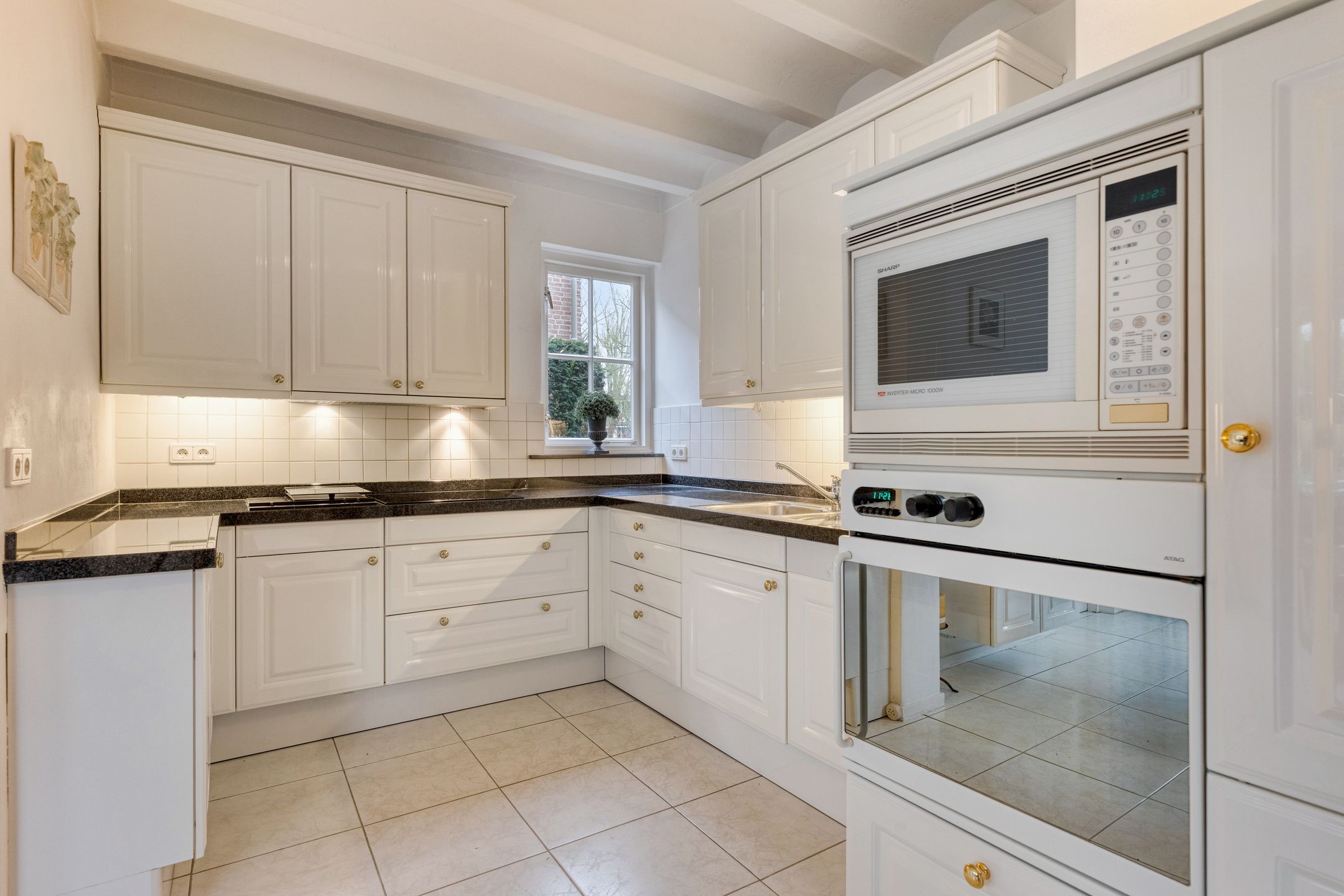 Charming Detached Family Home with Garage, Office Space and Deep Garden Near Loonse Nature — 18