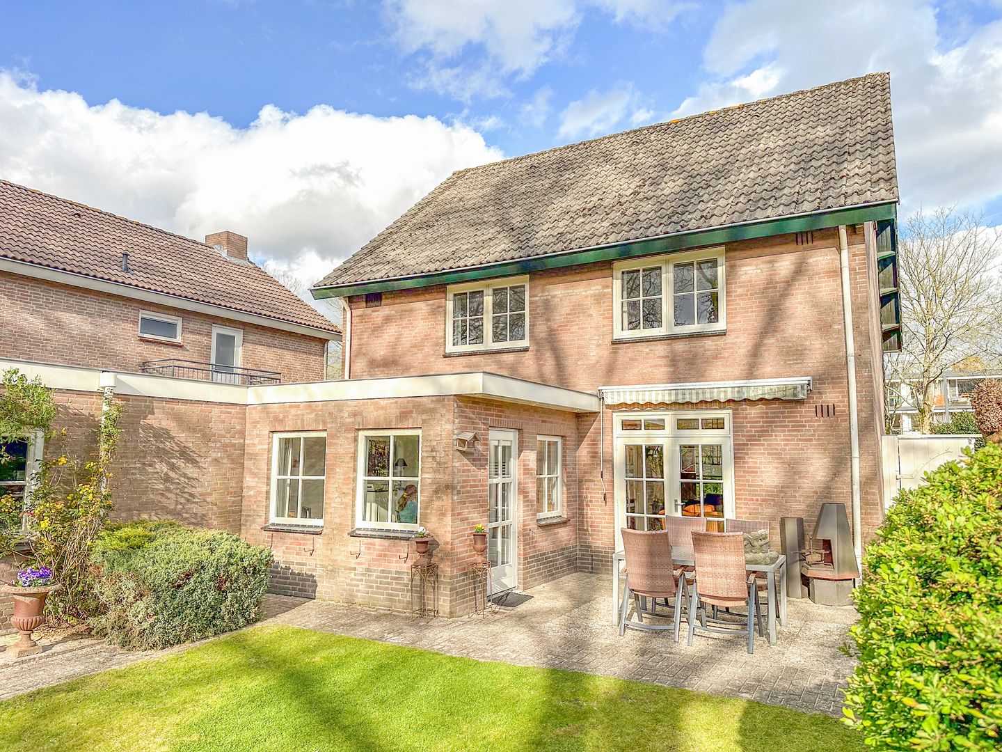 Charming Detached Family Home with Garage, Office Space and Deep Garden Near Loonse Nature — 49