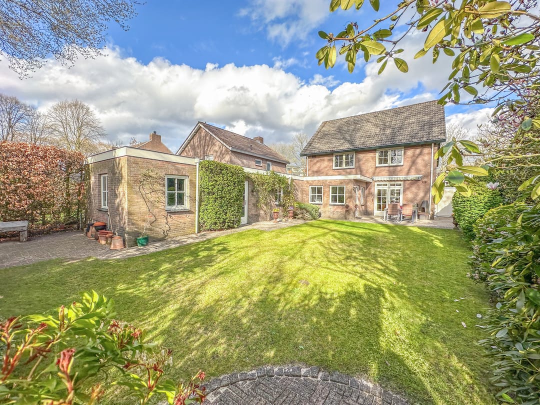 Charming Detached Family Home with Garage, Office Space and Deep Garden Near Loonse Nature — 43
