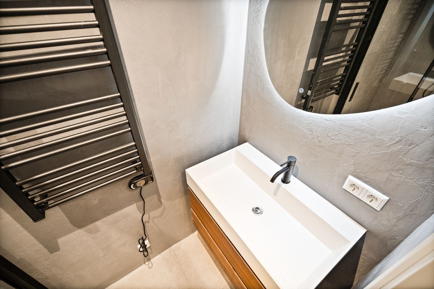 Foto 20 van Lage Rijndijk 28-A0