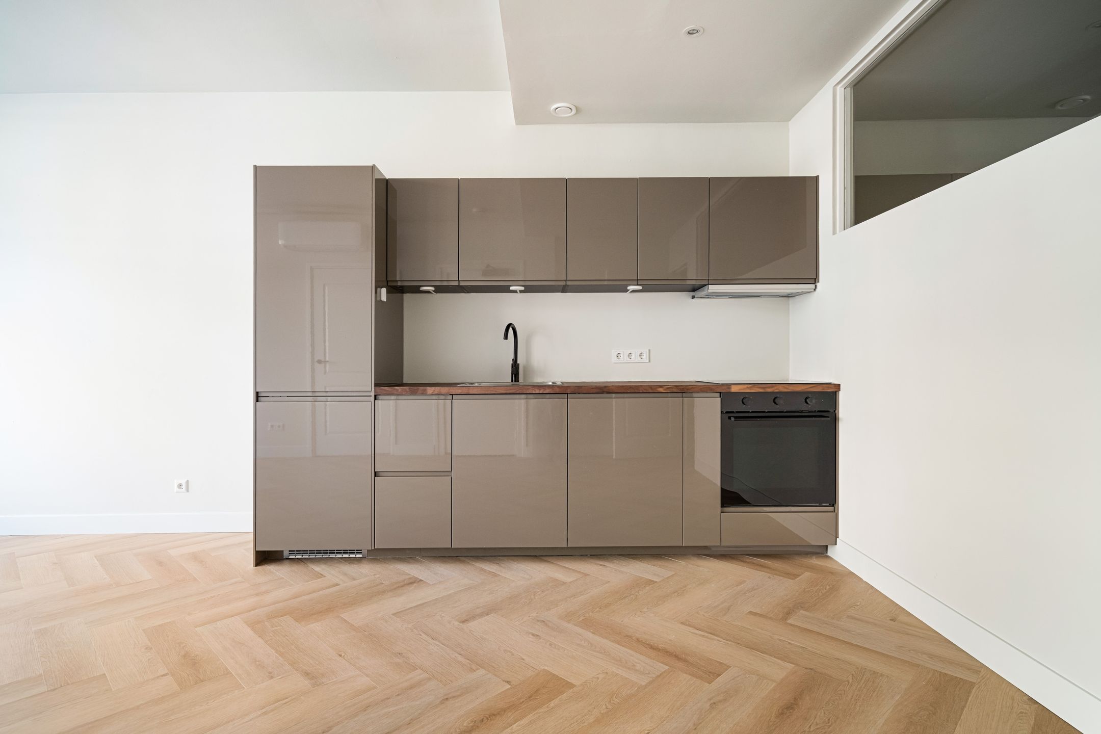 Foto 6 van Lage Rijndijk 28-A3