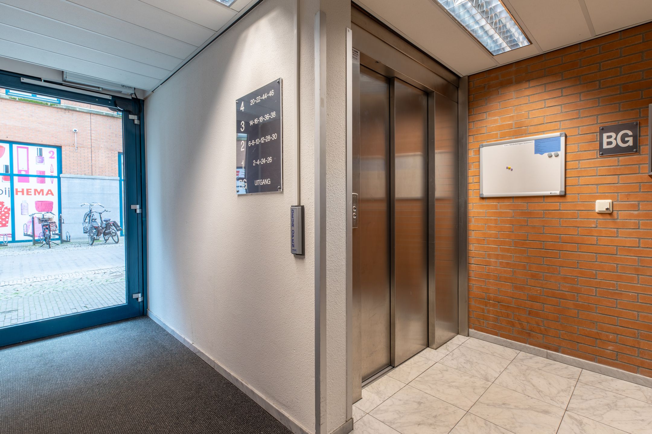 Foto 18 van Van der Maesenstraat 16