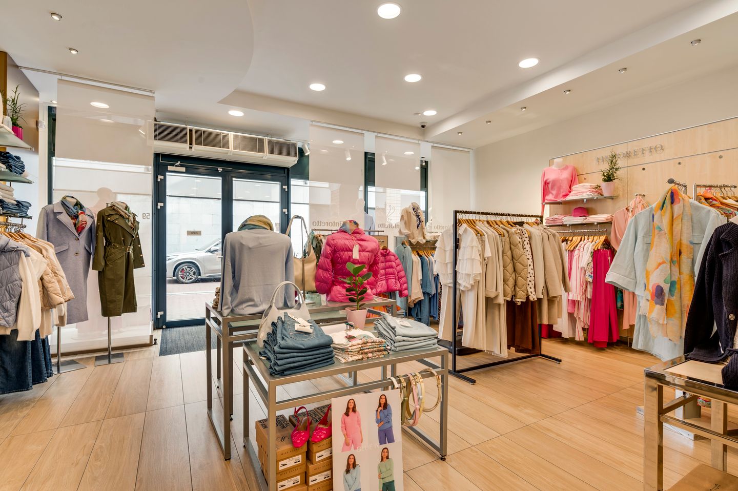 View photo 5 of Van Berlostraat 59