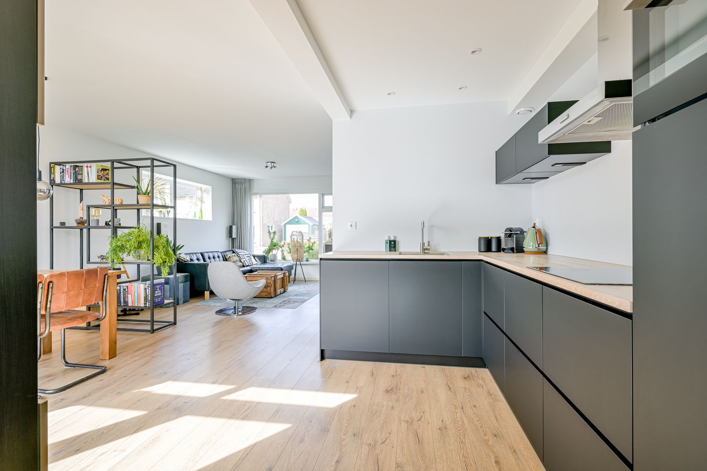 Foto 19 van Van Steenstraat 34