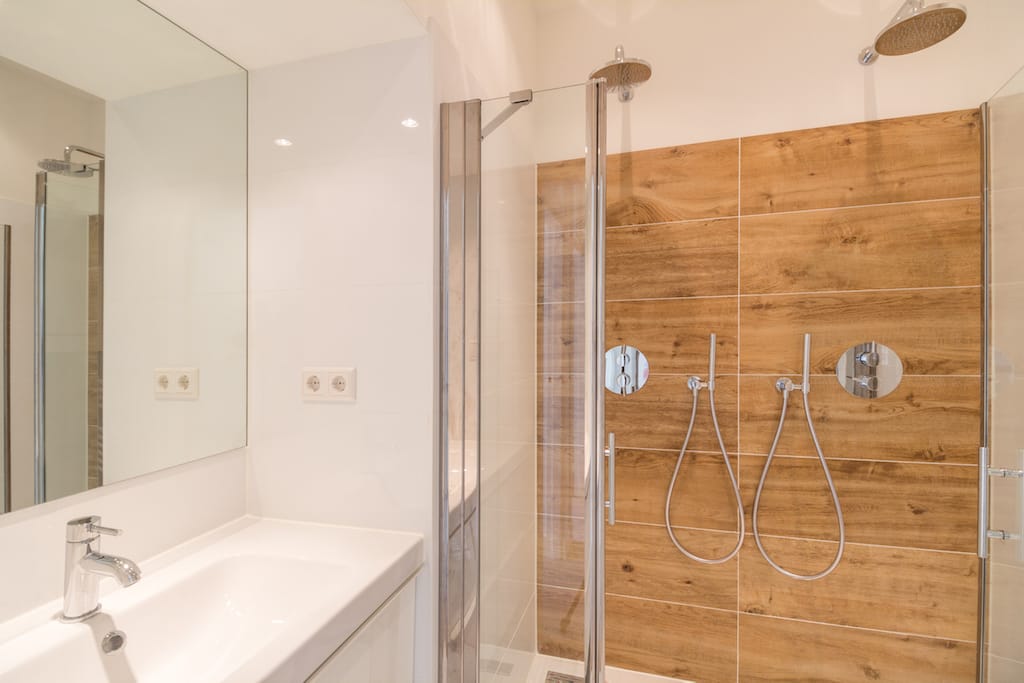 Foto 28 van Van Reesstraat 105