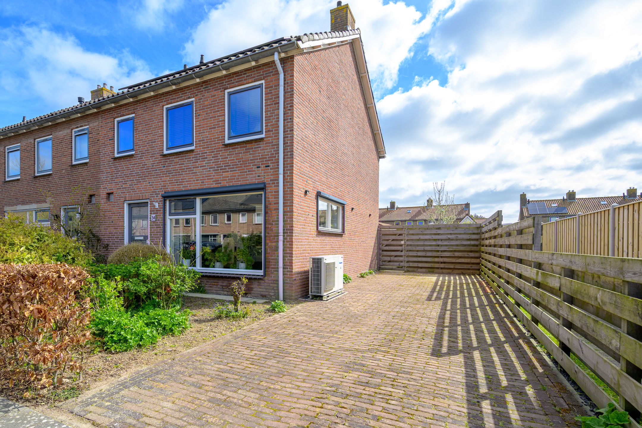 Foto 36 van Van Steenstraat 34