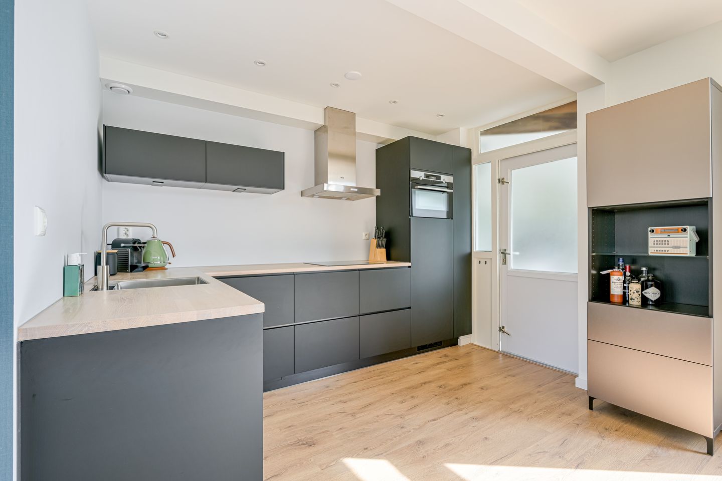 Foto 4 van Van Steenstraat 34