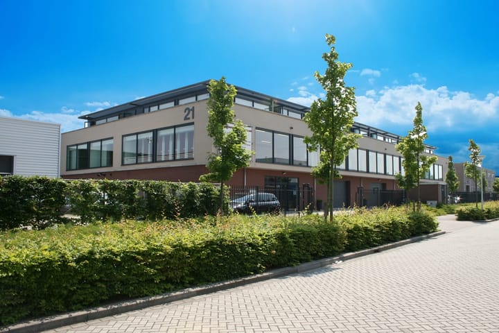 Hollandse Kade 21, Abcoude