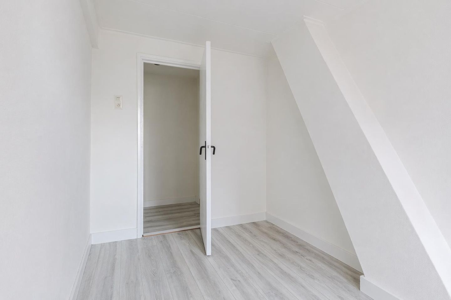 Photo 19 of Adamsweg 16