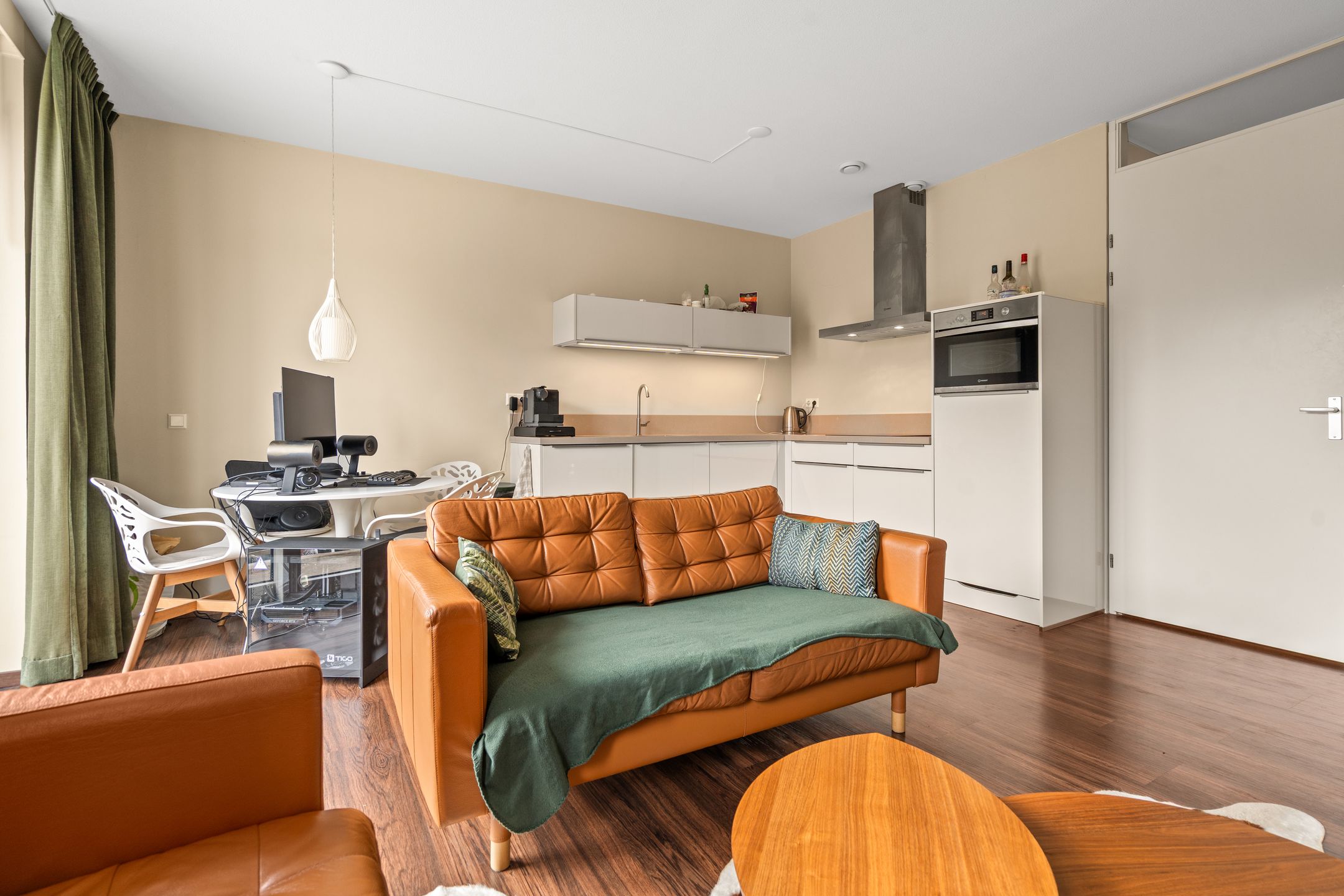 Photo 9 of Zuideinde 3-L