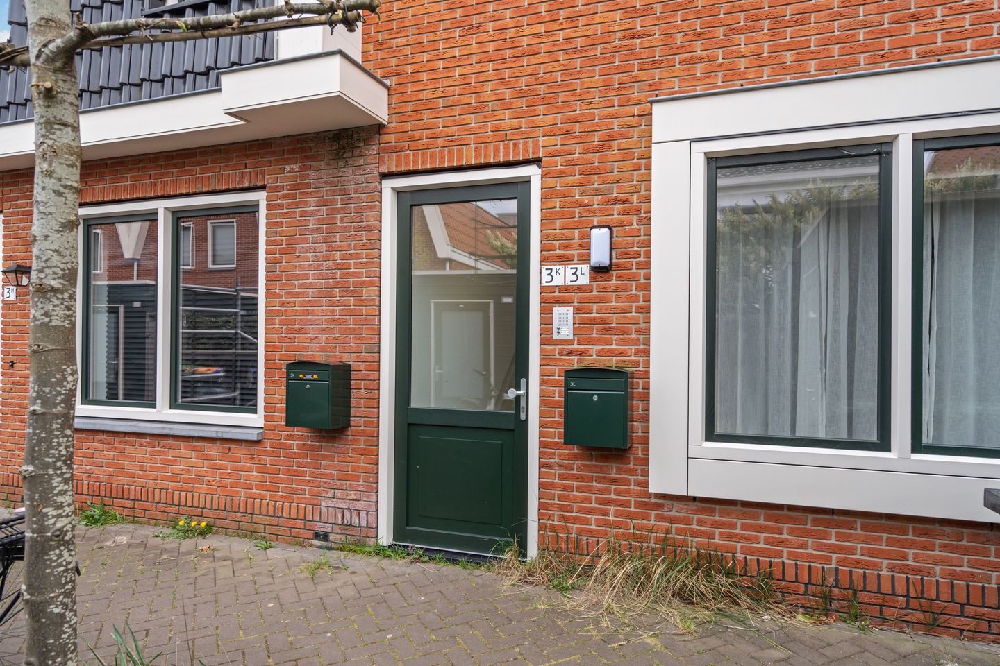 Photo 5 of Zuideinde 3-L