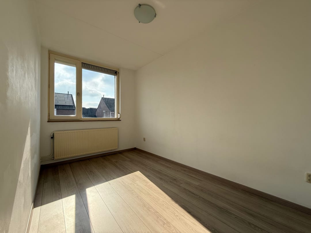 Foto 11 van Praaglaan 117