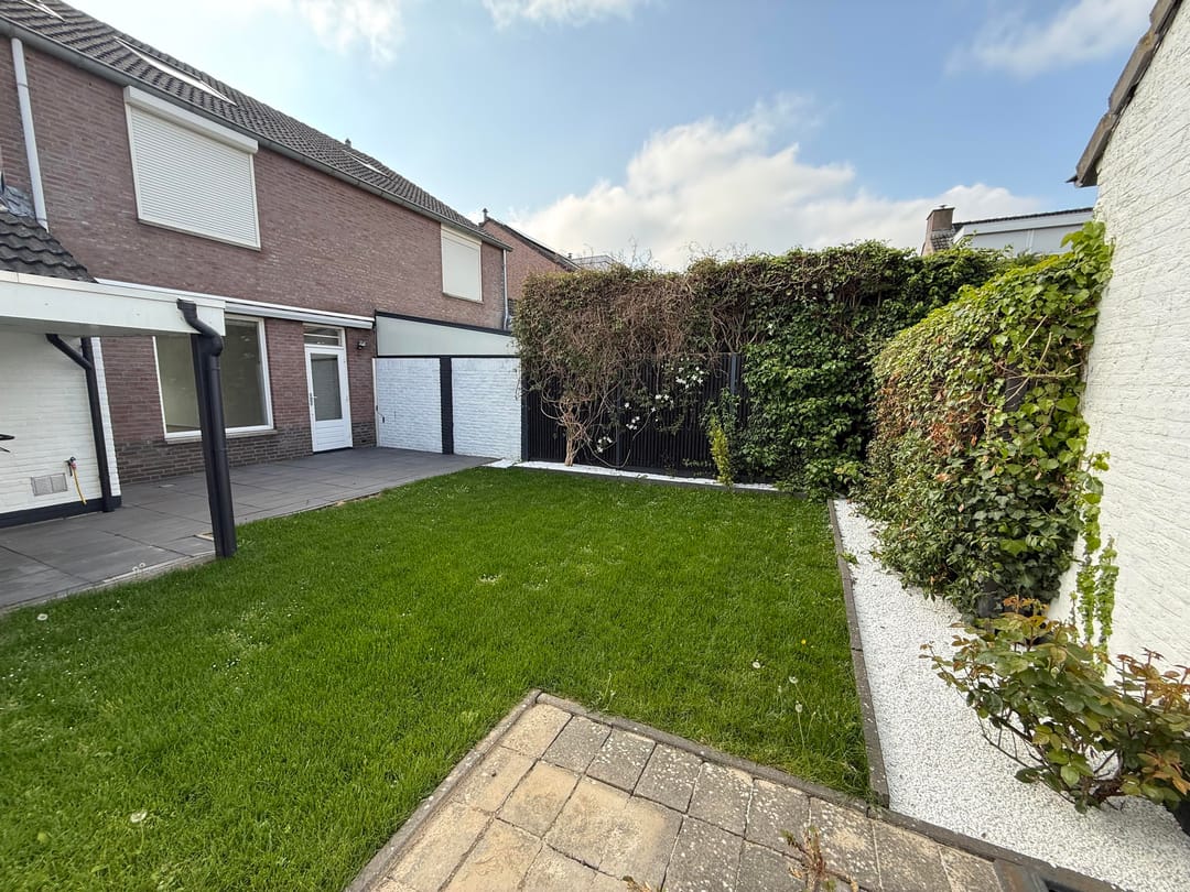 Foto 8 van Praaglaan 117