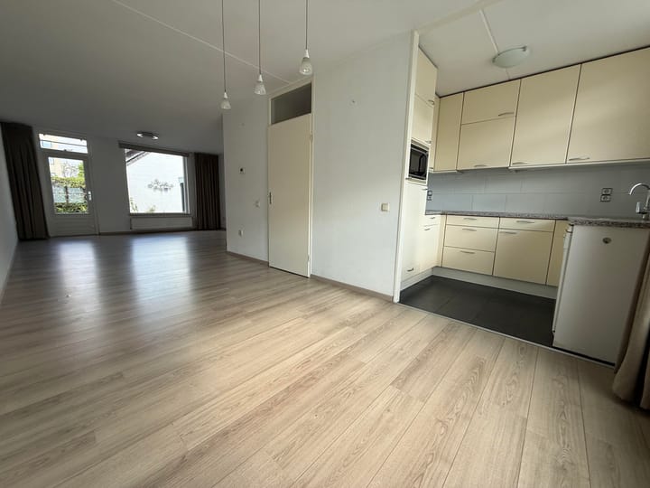 Foto 3 van Praaglaan 117