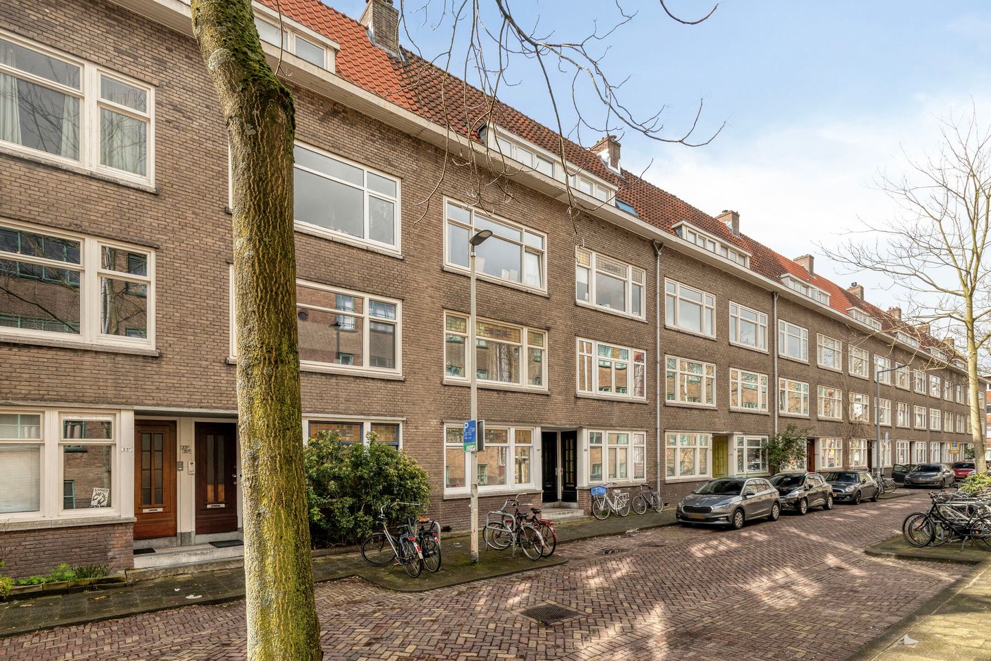 Photo 19 of Borgesiusstraat 29-B