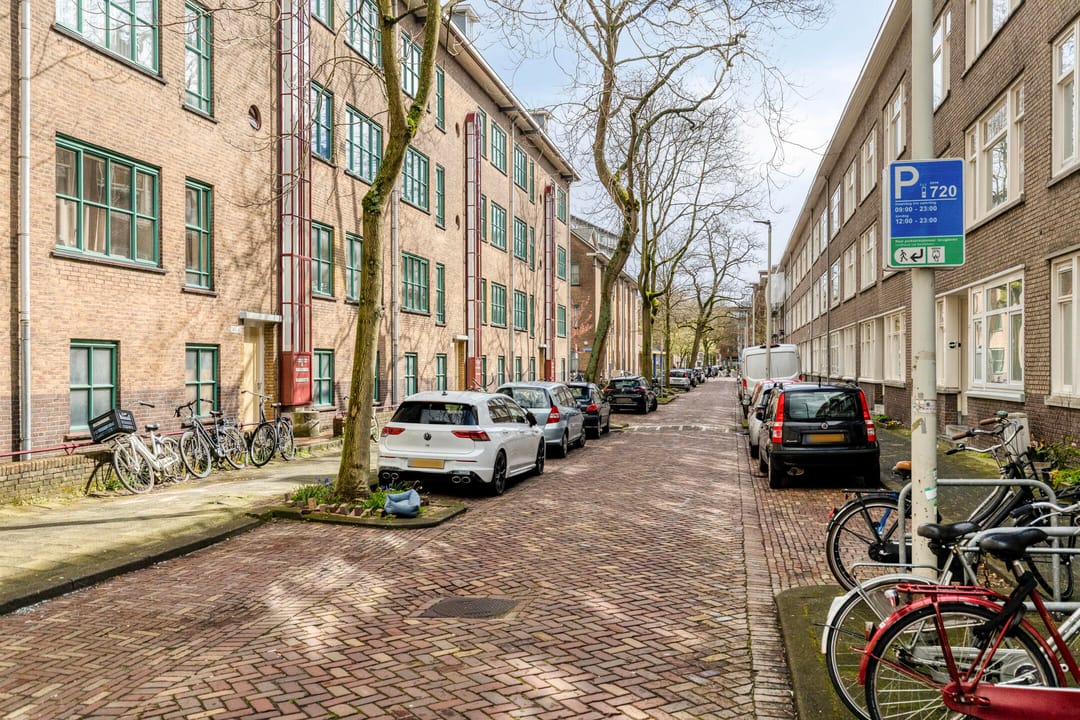 Photo 23 of Borgesiusstraat 29-B