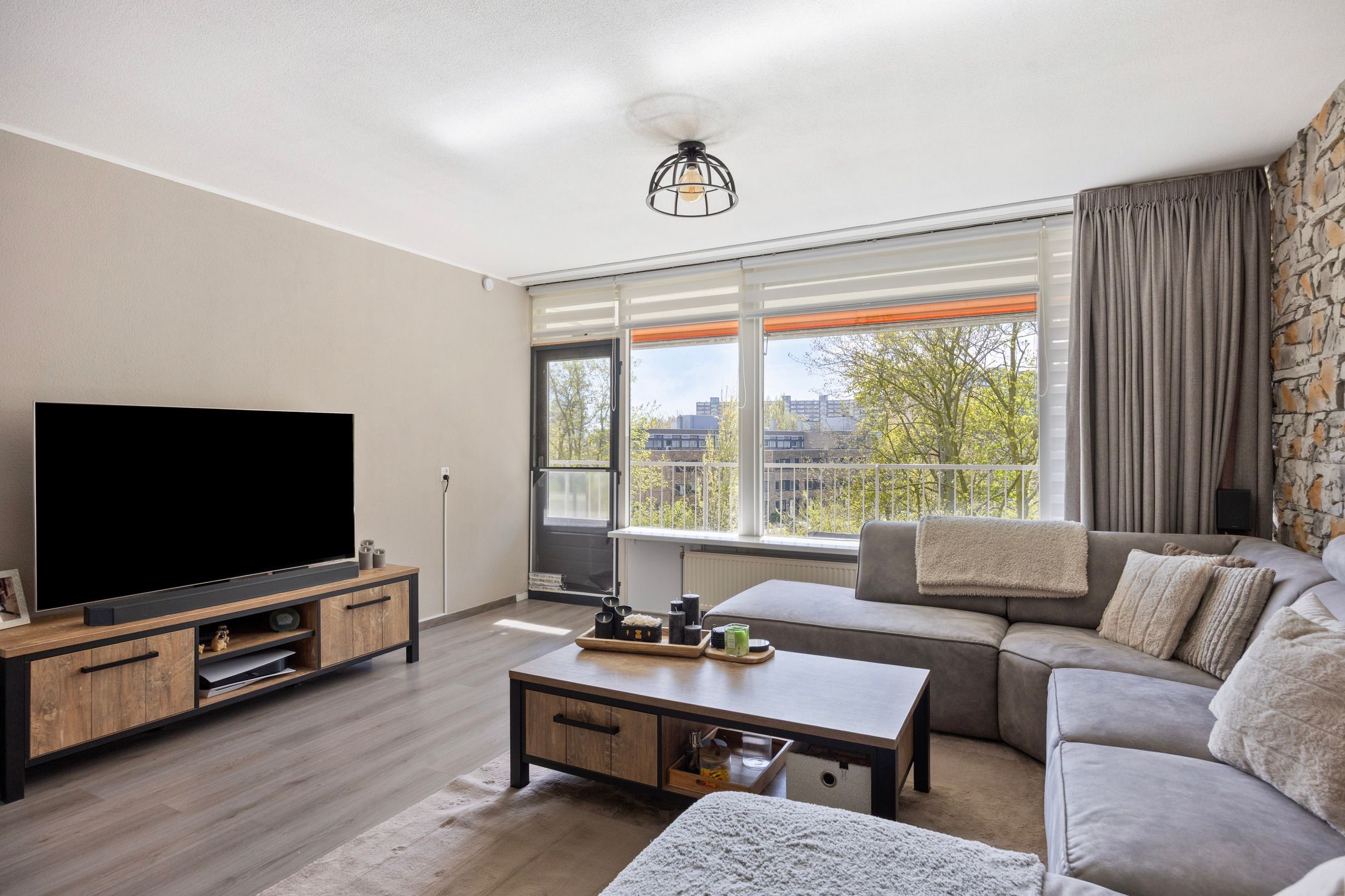 Foto 9 van Herman Gorterplaats 73