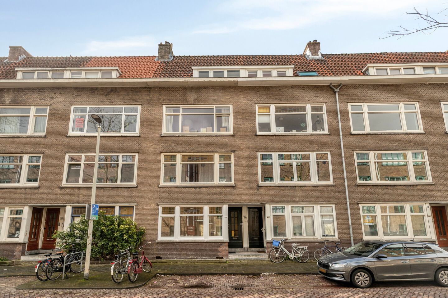 Photo 20 of Borgesiusstraat 29-B