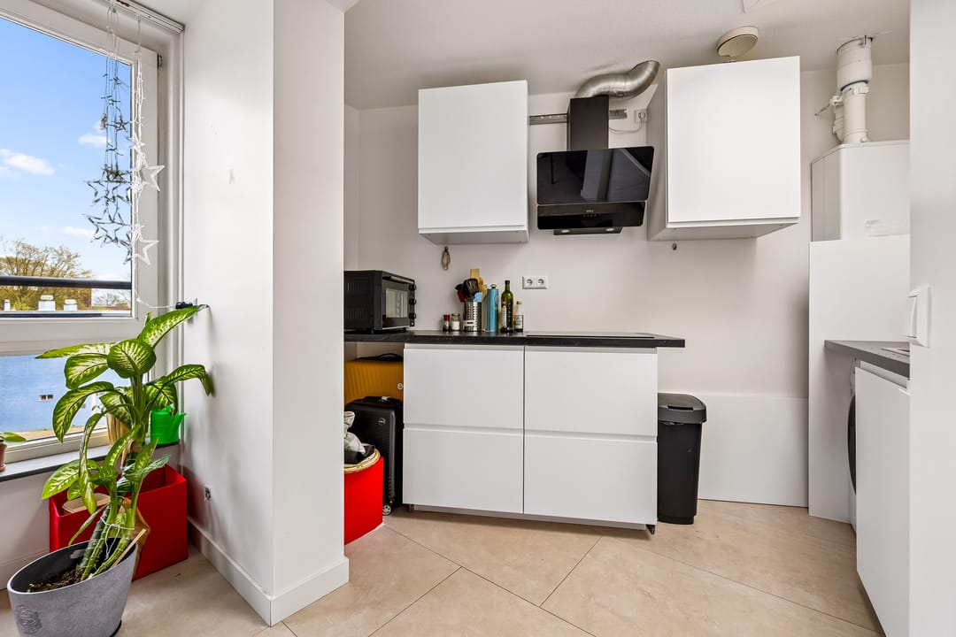 Foto 13 van Alberdingk Thijmstraat 29-B