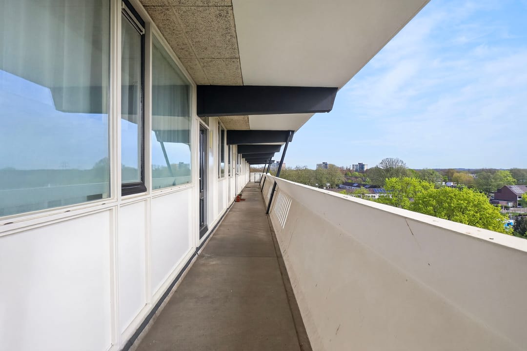 Photo 23 of Voerakker 551