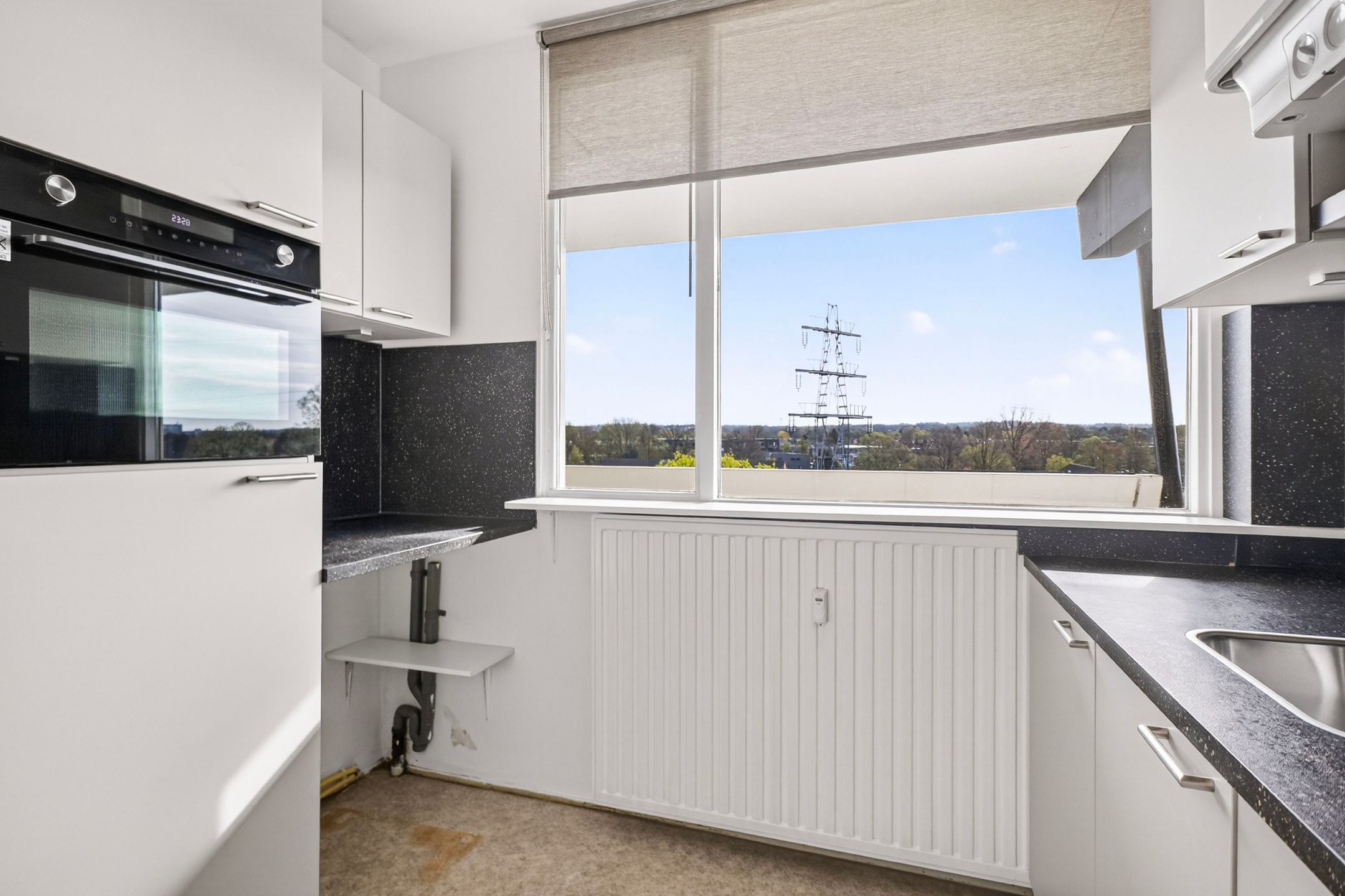 Photo 18 of Voerakker 551