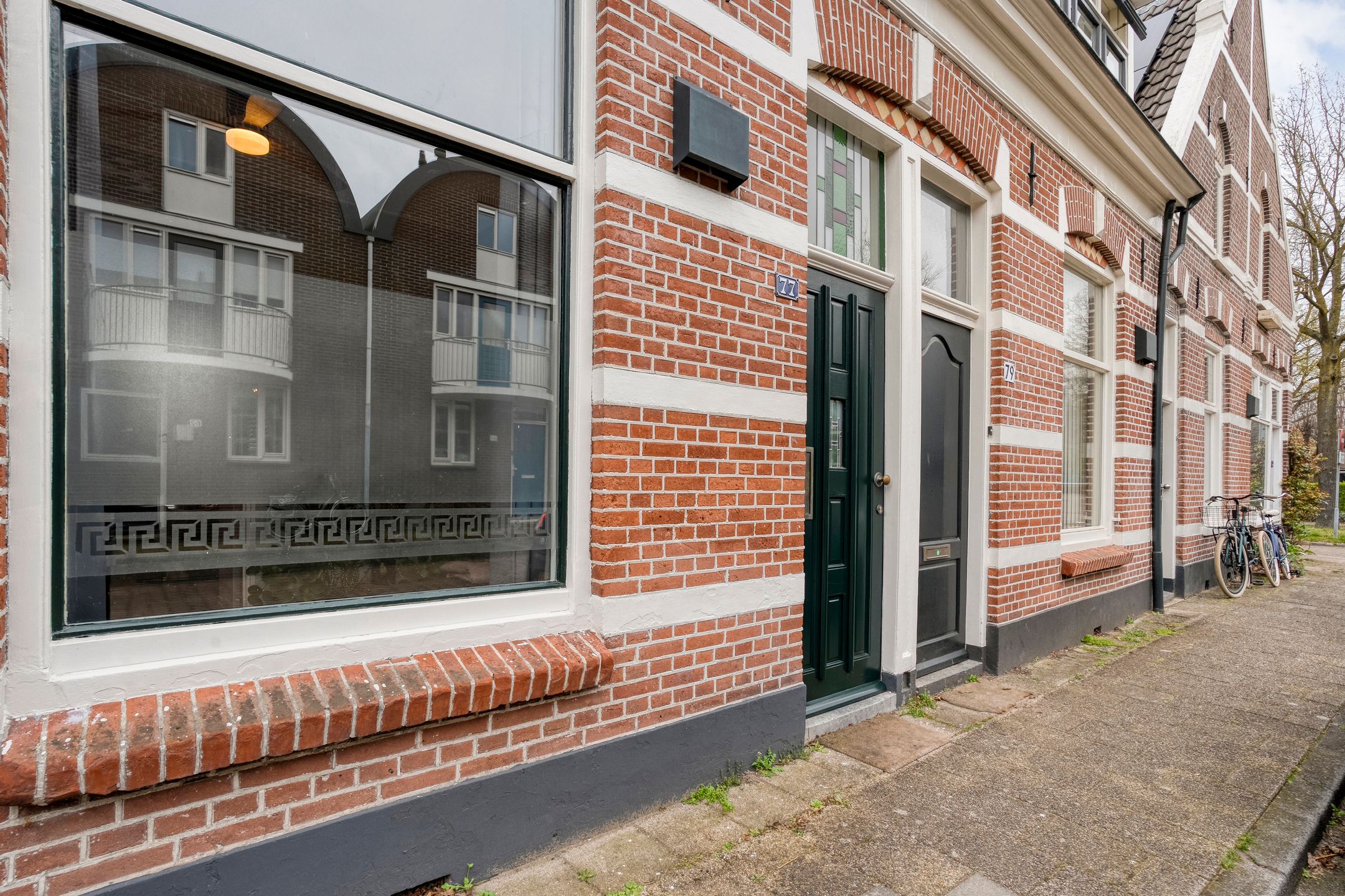 Photo 6 of Warmoesstraat 77