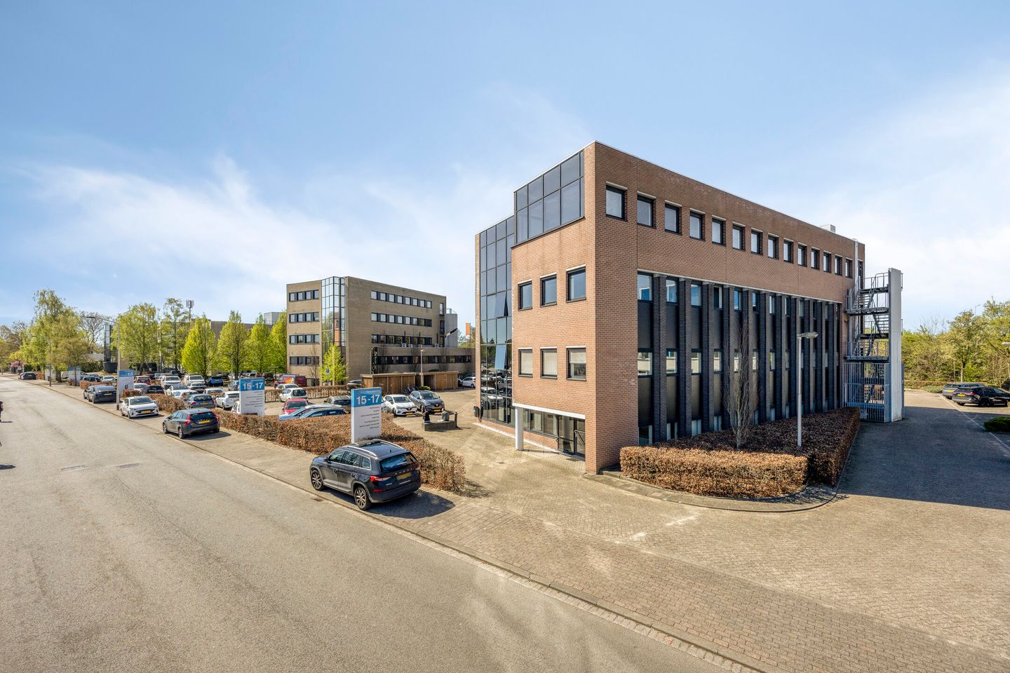 Bekijk foto 2 van Takkebijsters 17-G