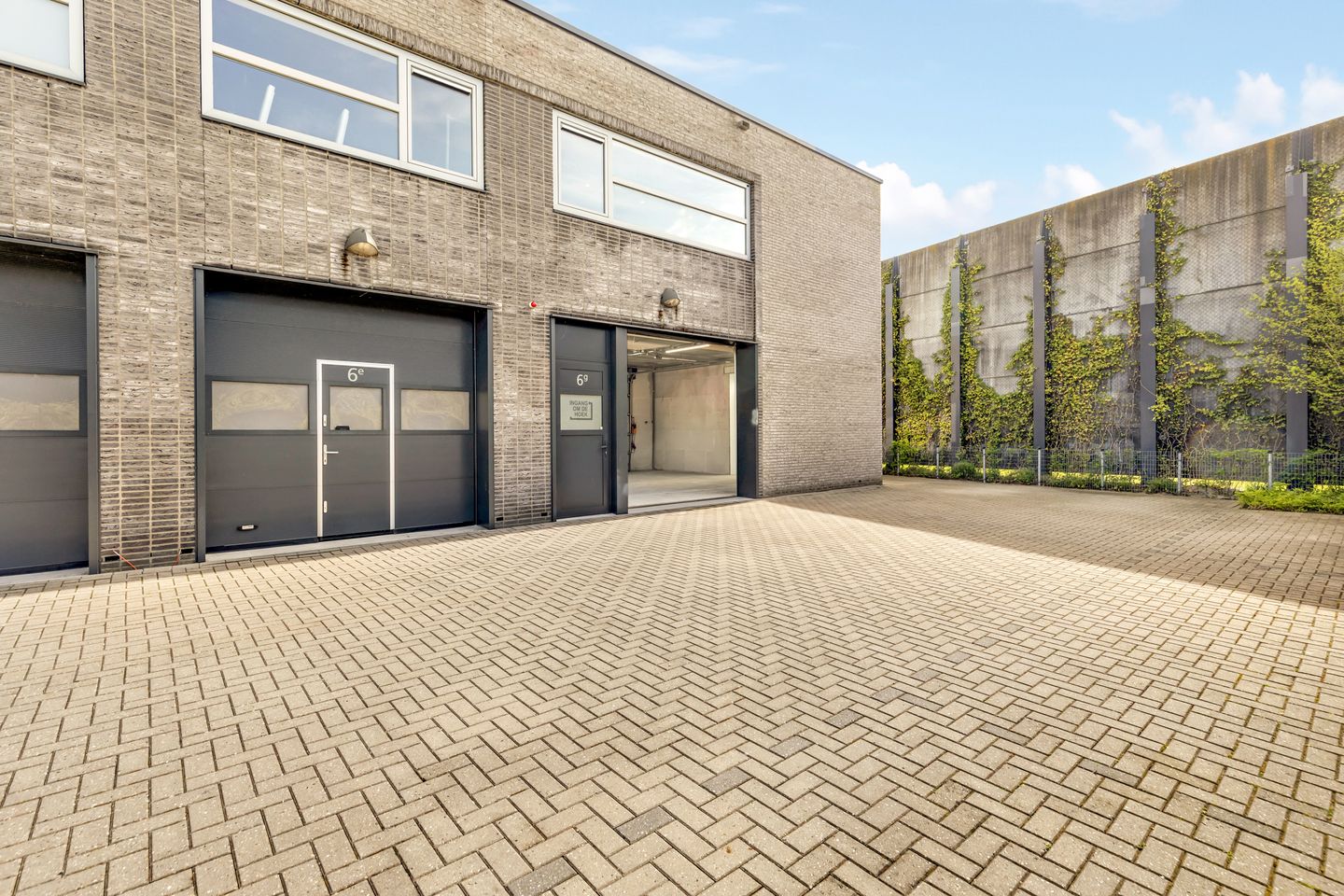 View photo 3 of Binnendelta 6-g