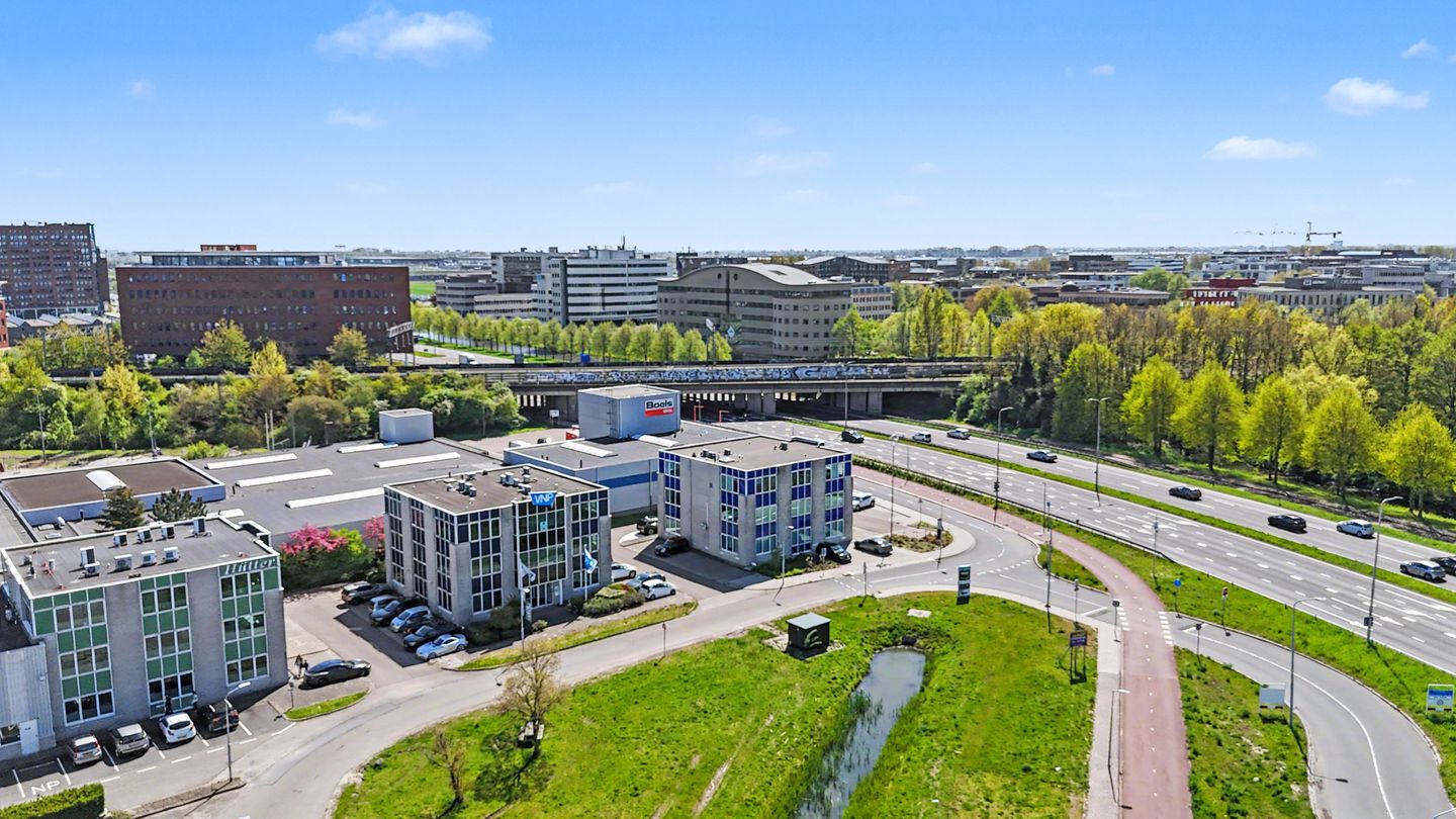 Bekijk foto 3 van Kruisweg 759