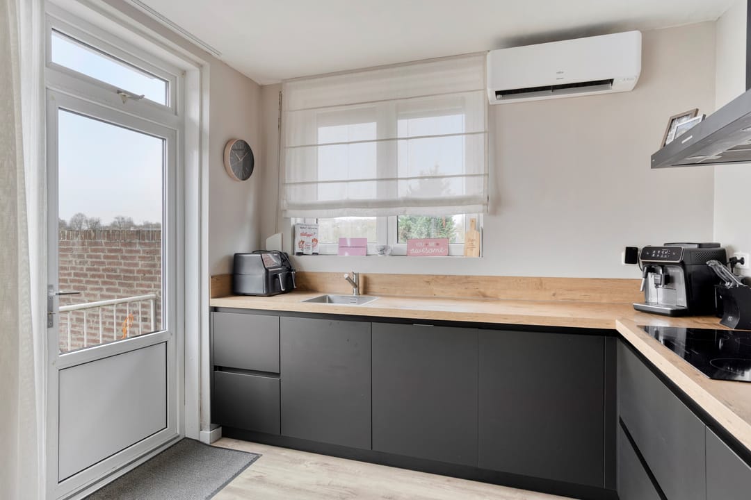 Photo 11 of Koningin Julianastraat 16