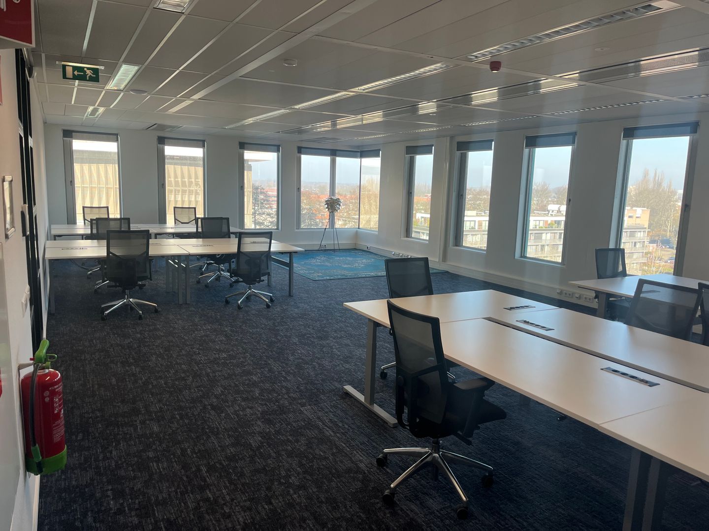 View photo 3 of Handelsweg 53