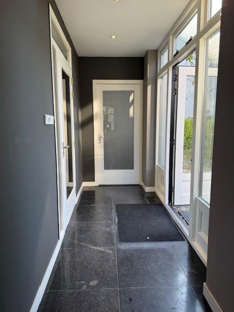 View photo 2 of Bredestraat 98