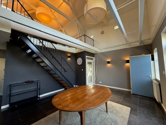 View photo 3 of Bredestraat 98