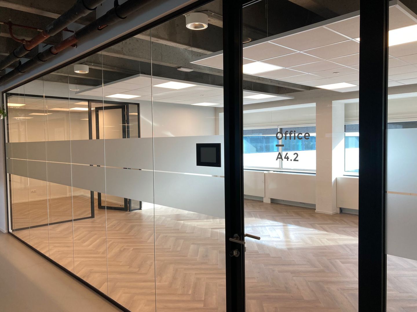 Bekijk foto 1 van Kabelweg 37