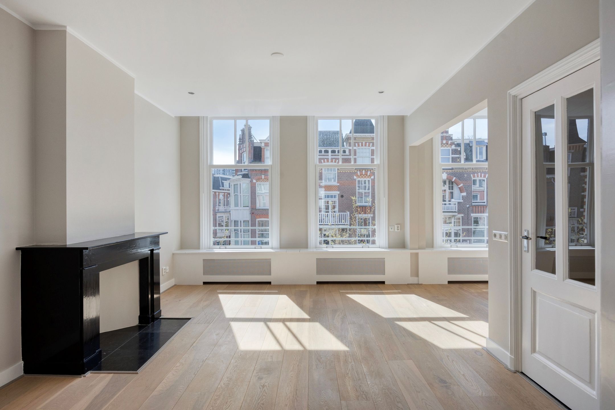 Photo 9 of Aert van der Goesstraat 22-A