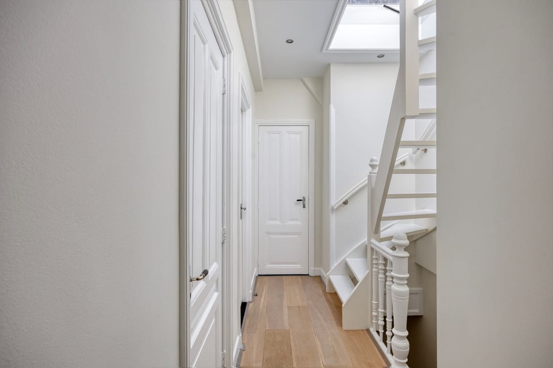 Photo 23 of Aert van der Goesstraat 22-A