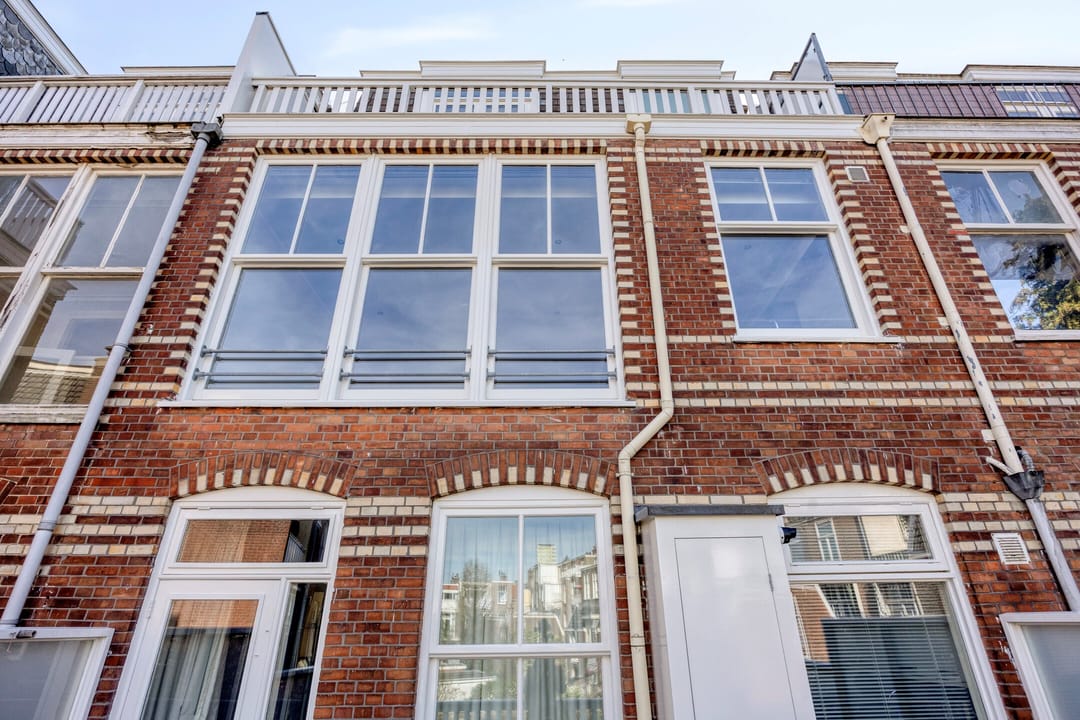 Photo 52 of Aert van der Goesstraat 22-A