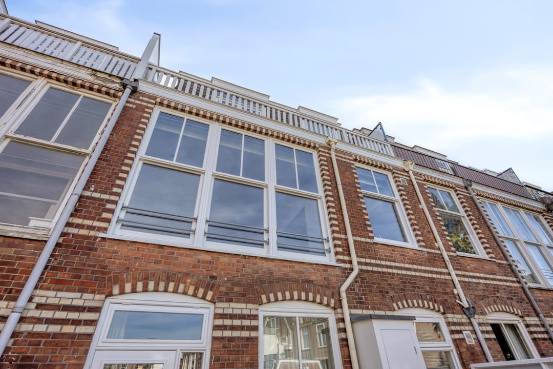 Photo 53 of Aert van der Goesstraat 22-A