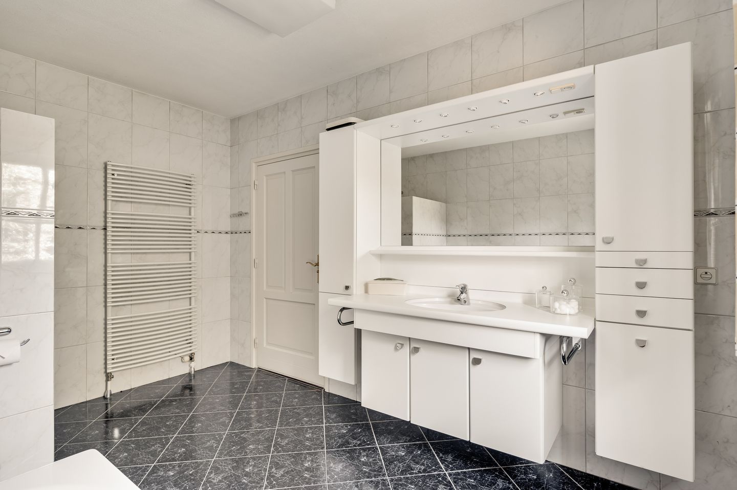 Foto 34 van Venloseweg 25