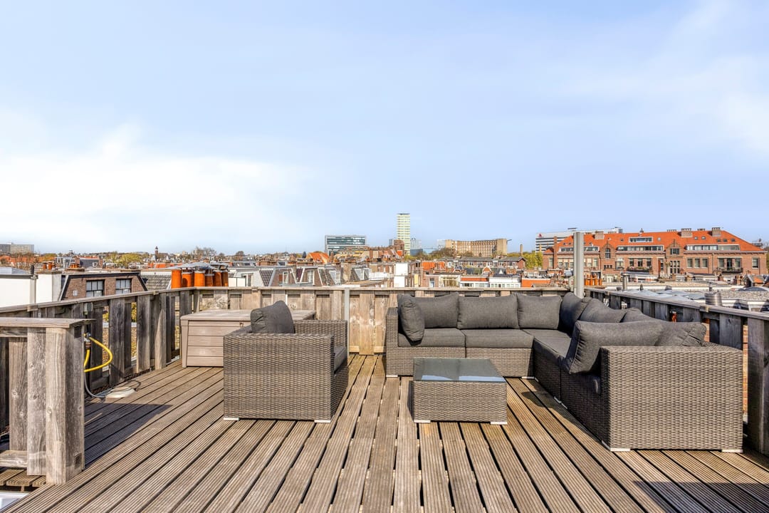 Photo 43 of Aert van der Goesstraat 22-A