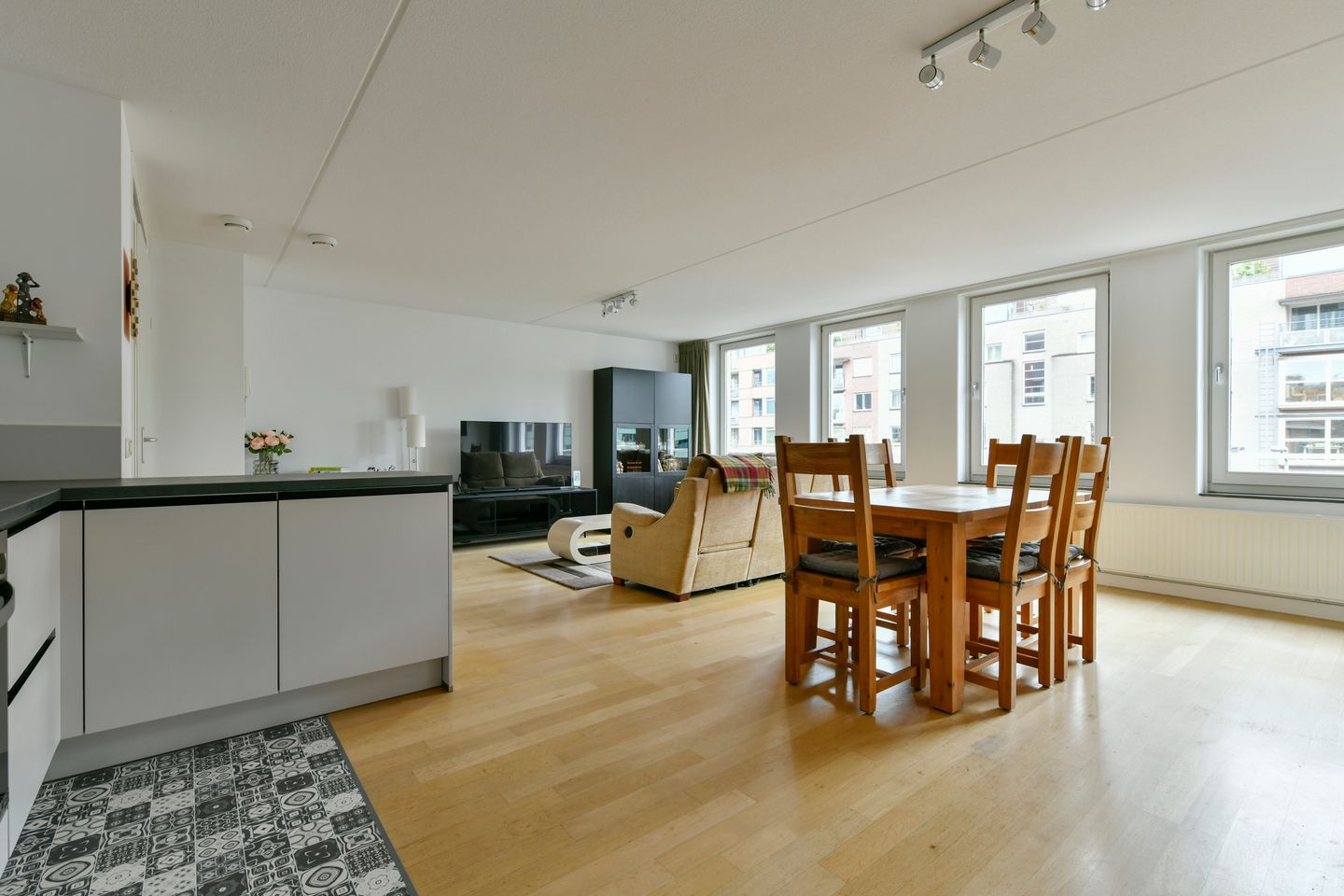 Foto 5 van Valkenburgerstraat 198-F