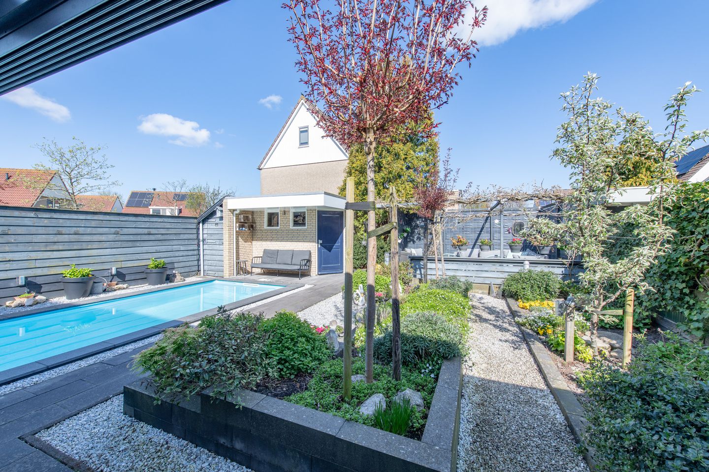 Light Semi-Detached Family Home with Heated Pool and Energy Label A+++ — 44