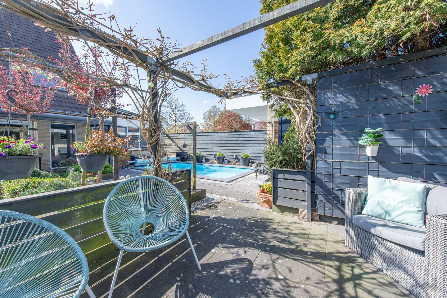 Light Semi-Detached Family Home with Heated Pool and Energy Label A+++ — 50