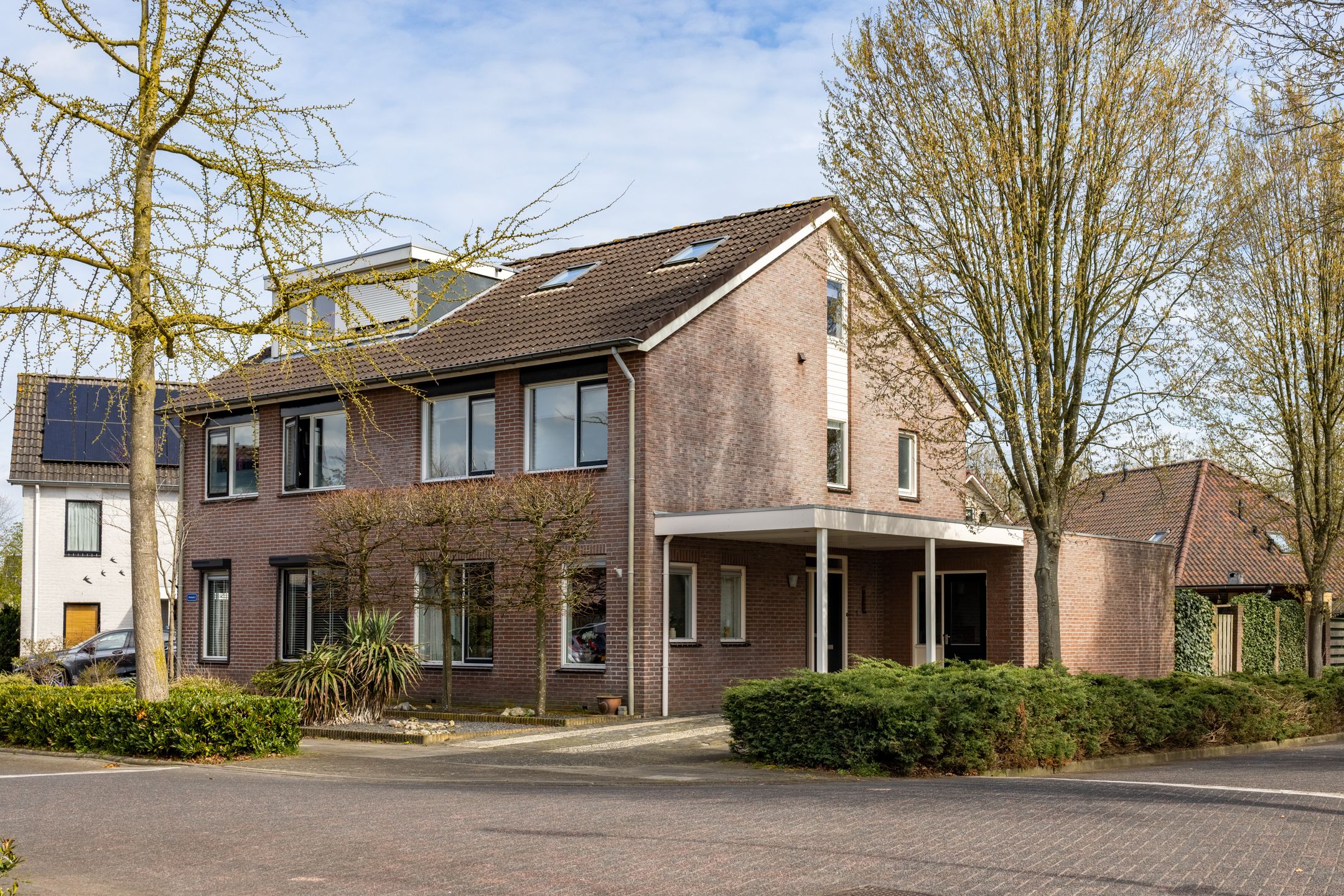 Elfenbank 1 