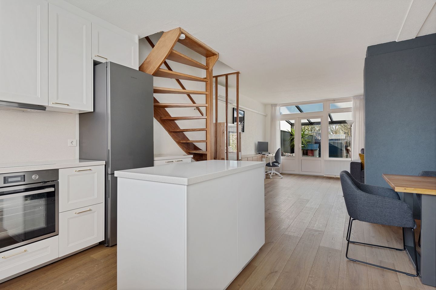 Photo 14 of Duinkerkenlaan 99