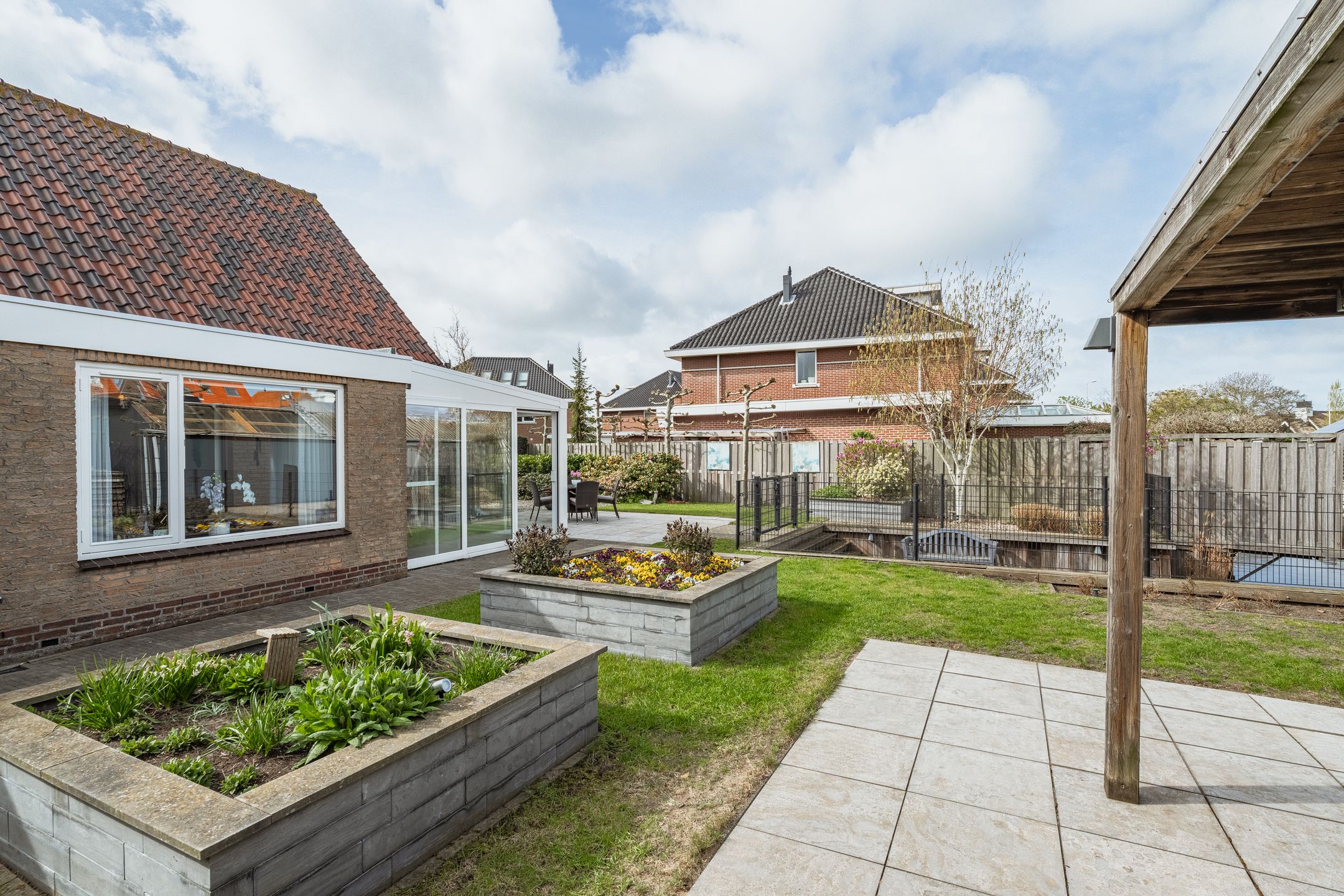 Detached home with water-side garden in Naaldwijk — 18