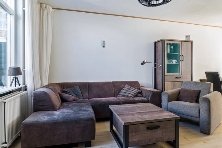 Photo 4 of Paulus Potterstraat 23