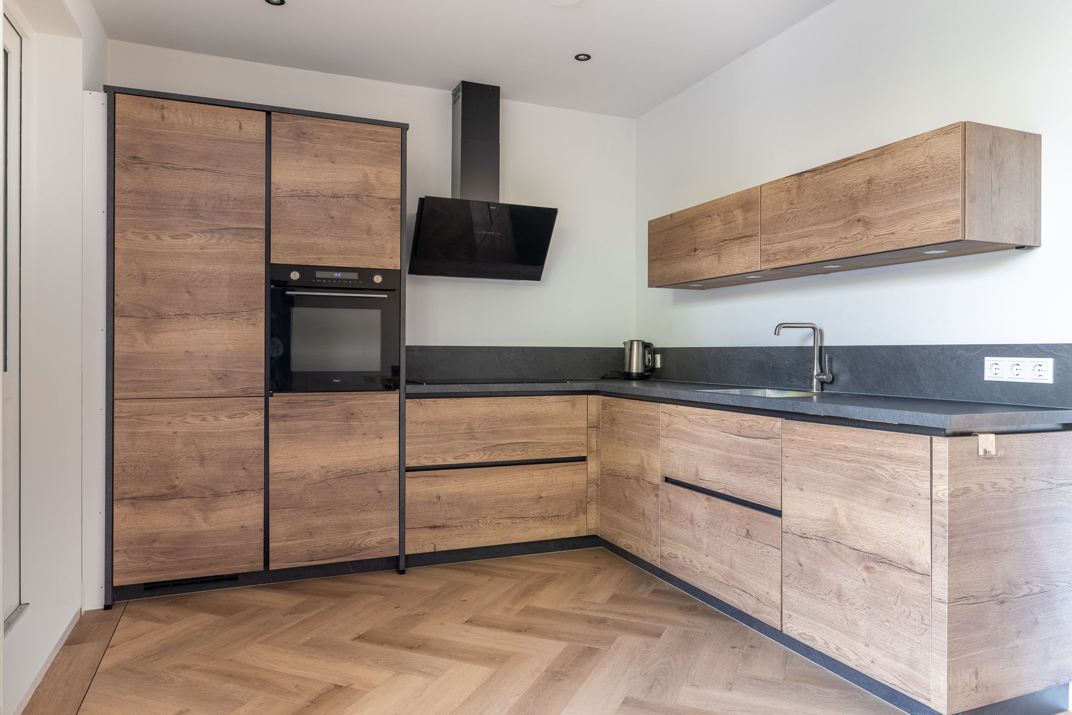 Foto 3 van Zwanebloem 10