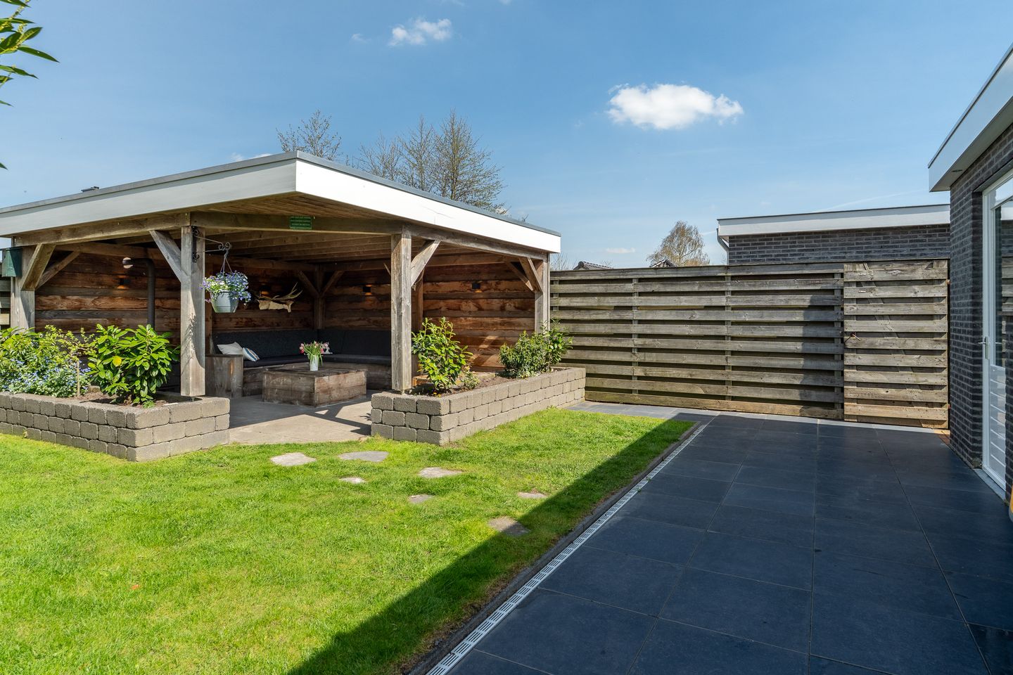 Foto 4 van Zwanebloem 10