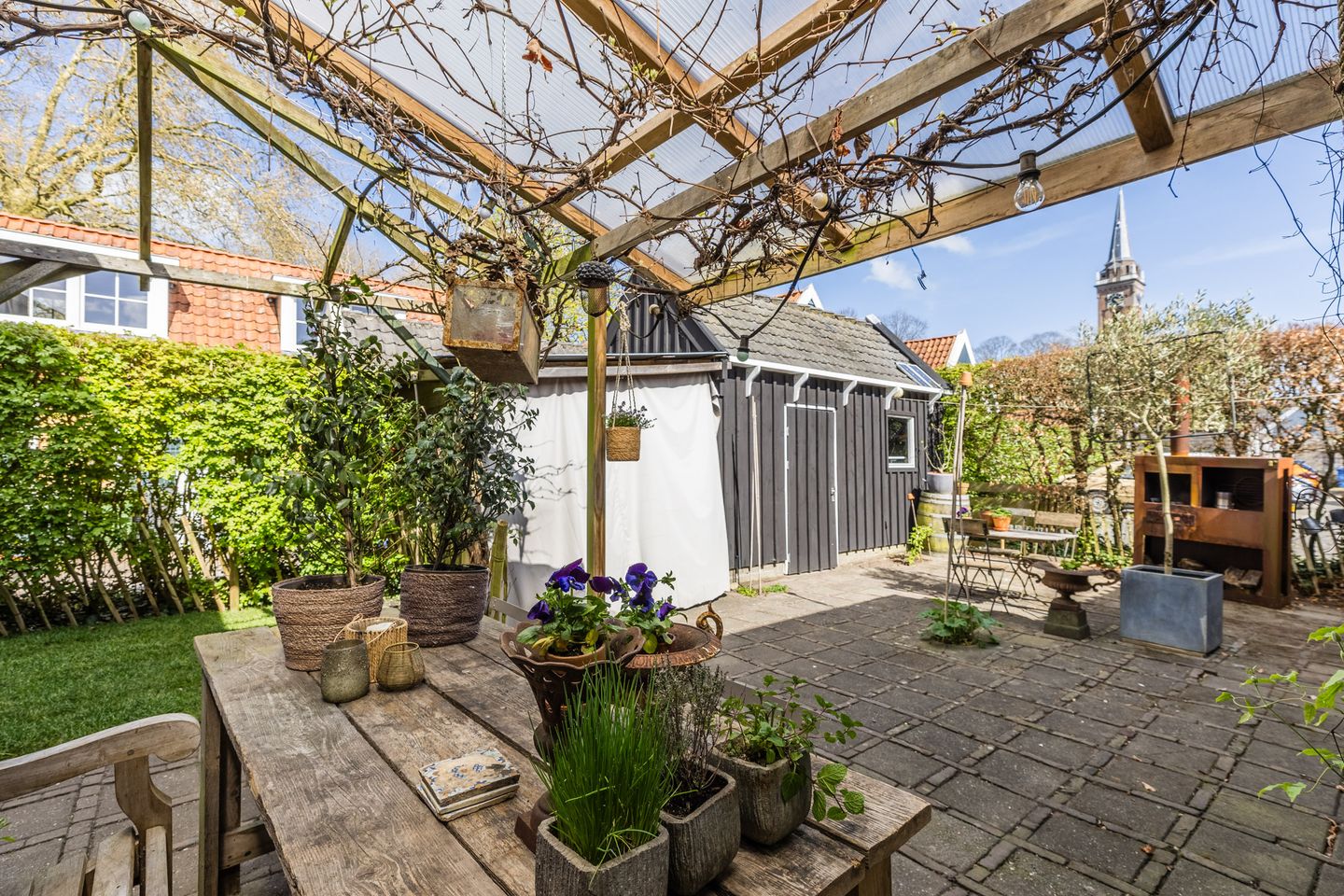 Foto 40 van Leeghwaterstraat 2